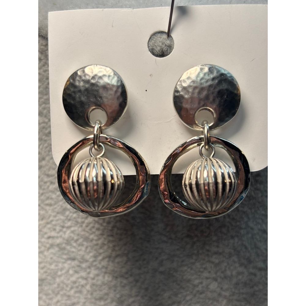 #68. Hammered Circle Charm Dangle Earrings